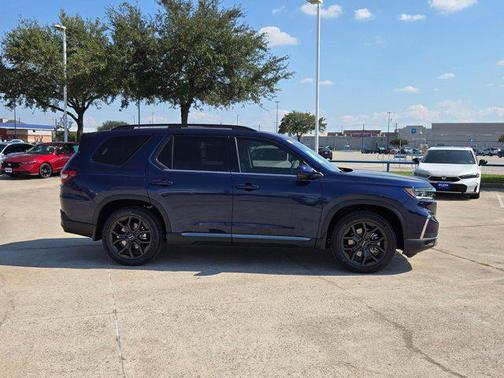 2025 Honda Pilot Touring 8-Passenger