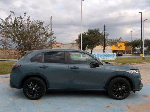 2023 Honda HR-V AWD Sport