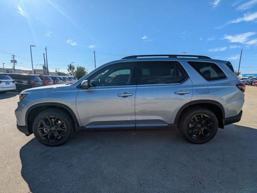 2025 Honda Pilot Touring 8-Passenger