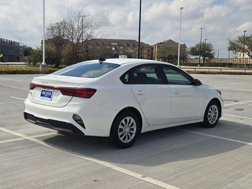 2023 Kia Forte LX