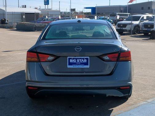 2024 Nissan Altima 2.5 SV