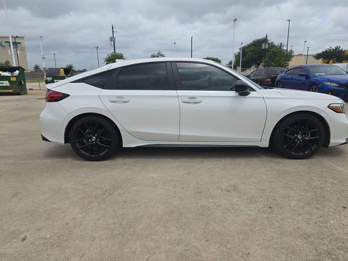 Platinum White Pearl 2026 Honda Civic Sport
