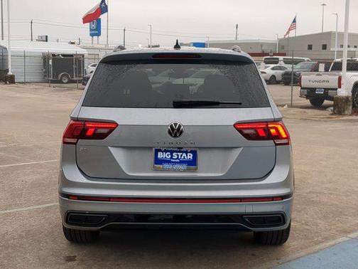2024 Volkswagen Tiguan 2.0T SE R-Line Black