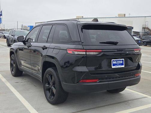 2023 Jeep Grand Cherokee Altitude