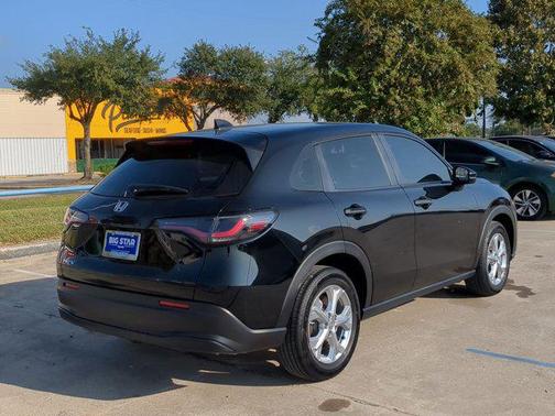 2025 Honda HR-V LX