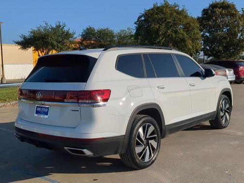 2024 Volkswagen Atlas 2.0T SE w/Technology 4MOTION