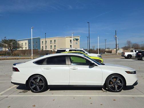 2023 Honda Accord Hybrid Sport