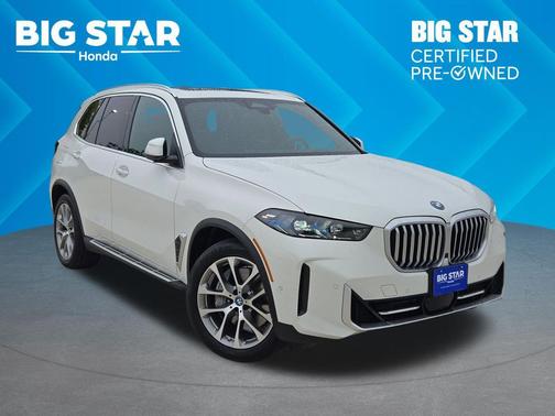 Alpine White 2025 BMW X5 PHEV xDrive50e