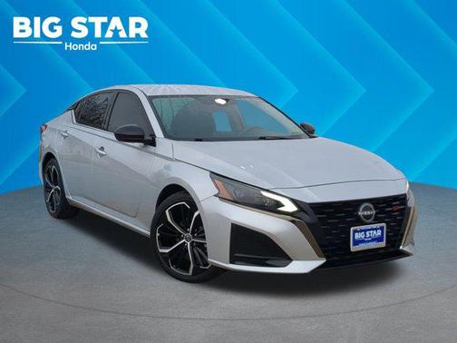 2023 Nissan Altima SR FWD