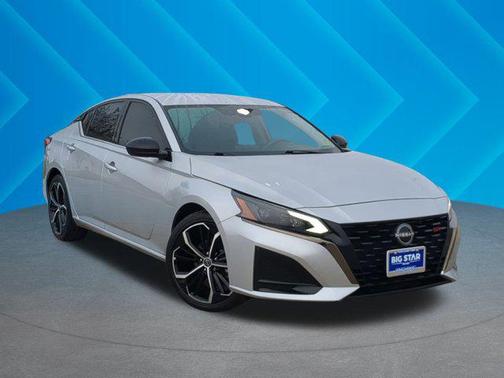 2023 Nissan Altima SR FWD