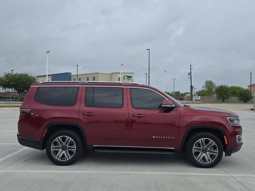 Velvet Red Pearlcoat 2022 Jeep Wagoneer Series III 4x4