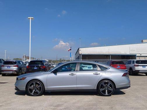 Lunar Silver Metallic 2023 Honda Accord Hybrid Sport