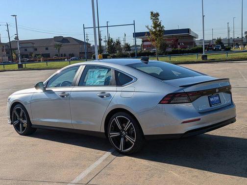 2025 Honda Accord Hybrid Base