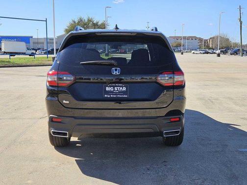2025 Honda Pilot Sport