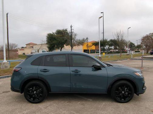 2023 Honda HR-V 2WD Sport