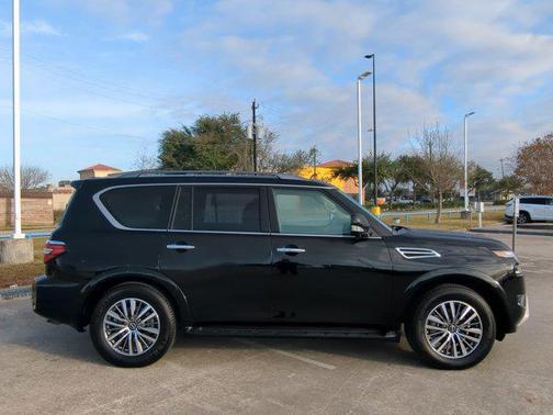 2023 Nissan Armada SL 2WD