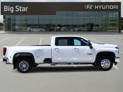 Summit White 2025 Chevrolet Silverado 3500 LTZ