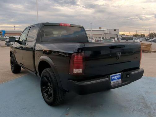 2024 RAM 1500 Classic Warlock Crew Cab 4x4 5'7' Box