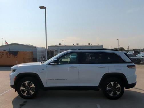 2024 Jeep Grand Cherokee 4xe Base