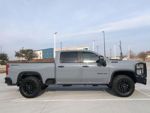 2025 Chevrolet Silverado 2500 Custom