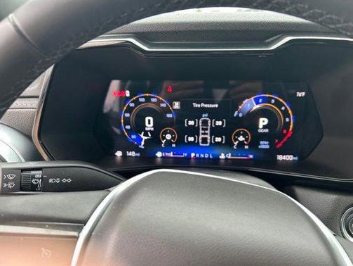 Summit White 2025 Chevrolet Colorado LT