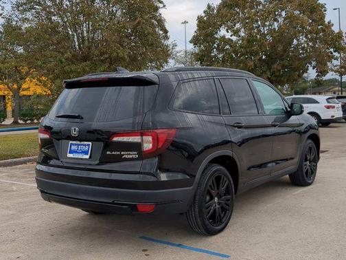 2022 Honda Pilot AWD Black Edition