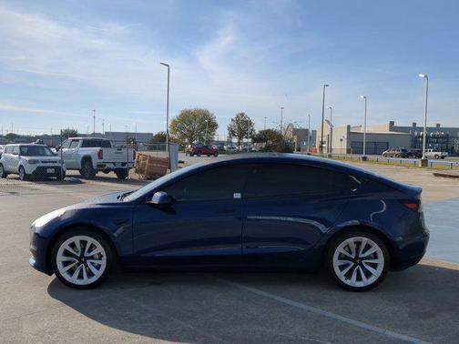 2023 Tesla Model 3 Standard Range