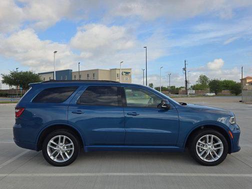Frostbite Pearlcoat 2025 Dodge Durango GT Plus