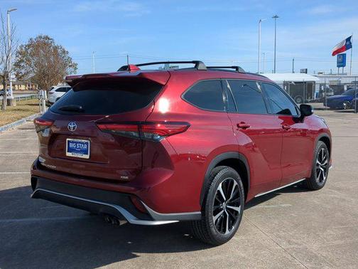 2022 Toyota Highlander XSE