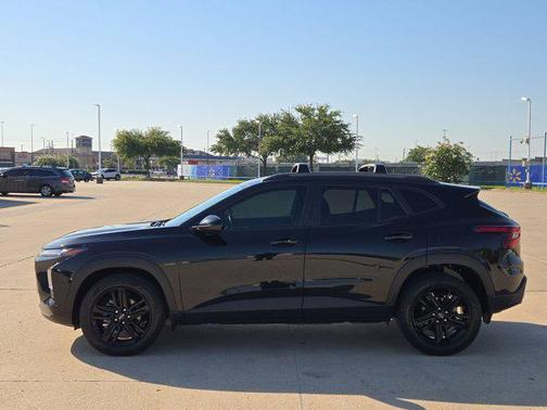 Mosaic Black Metallic 2024 Chevrolet Trax FWD ACTIV