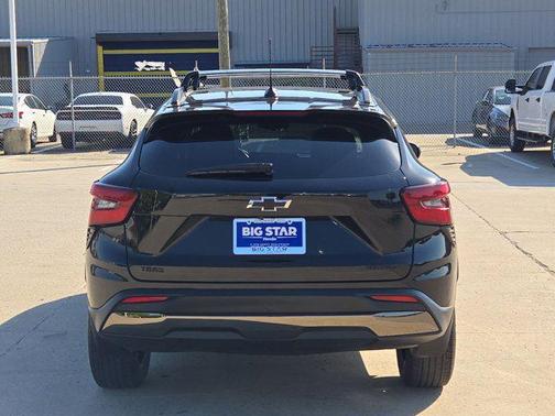Mosaic Black Metallic 2024 Chevrolet Trax FWD ACTIV