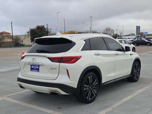 2021 INFINITI QX50 LUXE