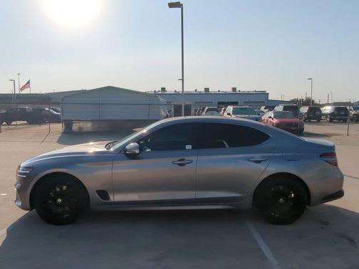 2022 Genesis G70 3.3T RWD