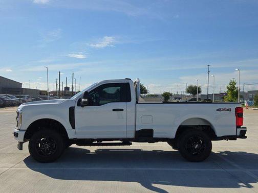 OXFORD WHITE 2024 Ford F-350 XL