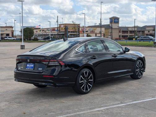 2025 Honda Accord Hybrid Touring