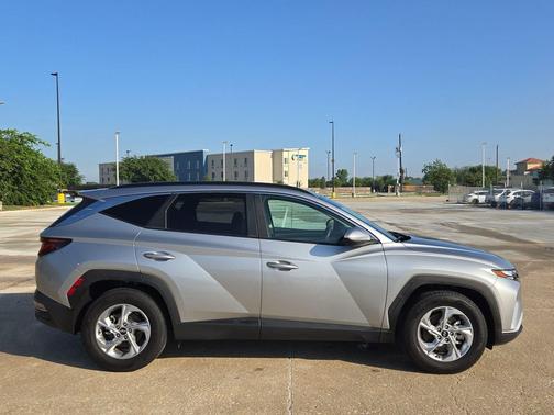 Shimmering Silver 2024 Hyundai TUCSON SEL