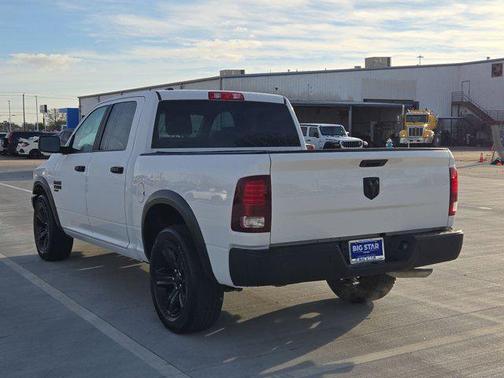 2024 RAM 1500 Classic Warlock Crew Cab 4x2 5'7' Box