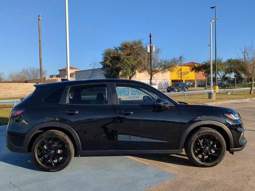 2025 Honda HR-V 2WD Sport