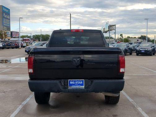 2024 RAM 1500 Classic Warlock Crew Cab 4x4 5'7' Box