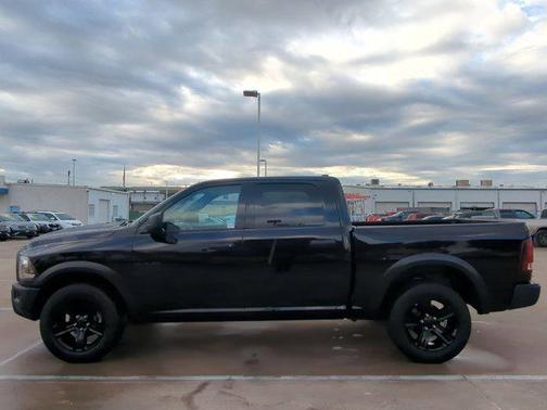 2024 RAM 1500 Classic Warlock Crew Cab 4x4 5'7' Box