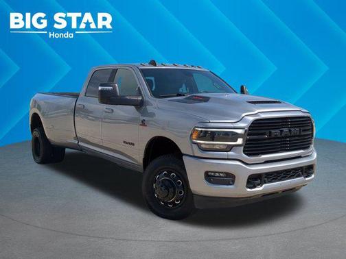 2023 RAM 3500 Laramie Crew Cab 4x4 8' Box