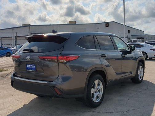 2023 Toyota Highlander L