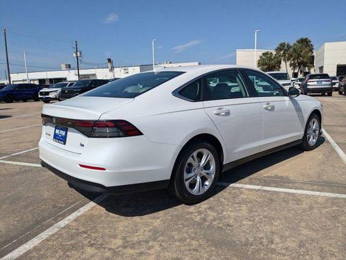 2025 Honda Accord LX 1.5T