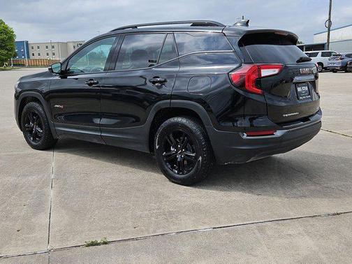 2023 GMC Terrain AWD AT4
