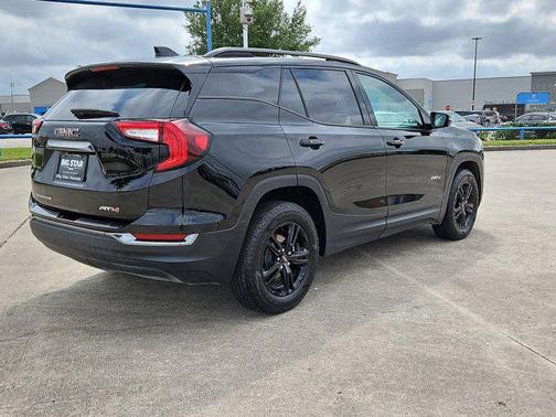 2023 GMC Terrain AWD AT4