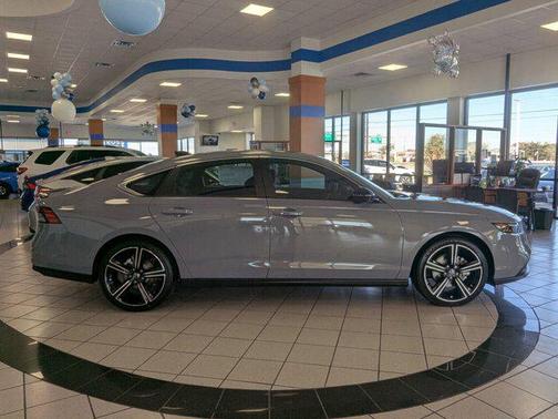 2025 Honda Accord Hybrid Base