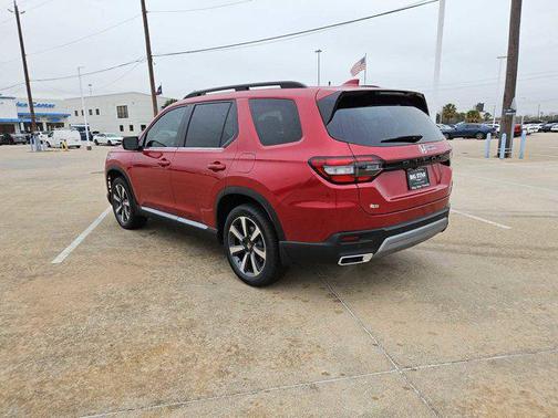 2025 Honda Pilot Touring 8-Passenger