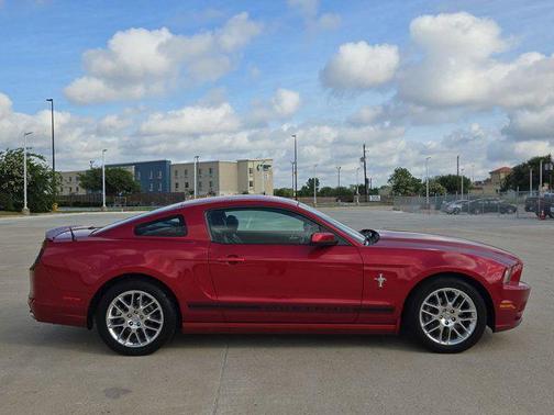 RED CANDY METALLIC TINTED CC 2013 Ford Mustang V6 Premium