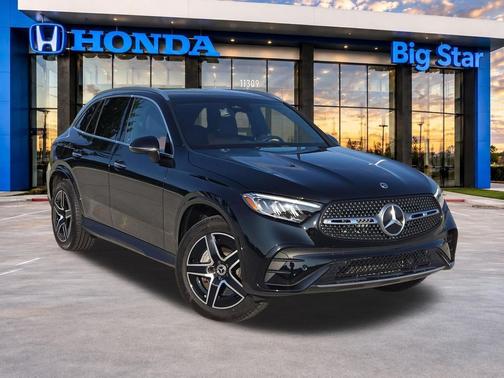 Black 2025 Mercedes-Benz GLC 300 Base