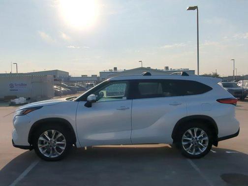 2023 Toyota Highlander Limited